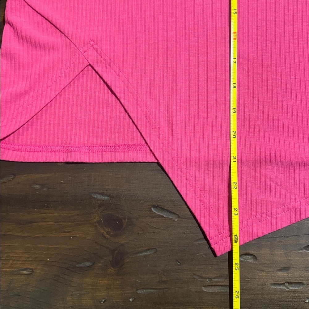 MOTF Women's Vibrant Pink Turtleneck Tank Top - Picture 4 of 8